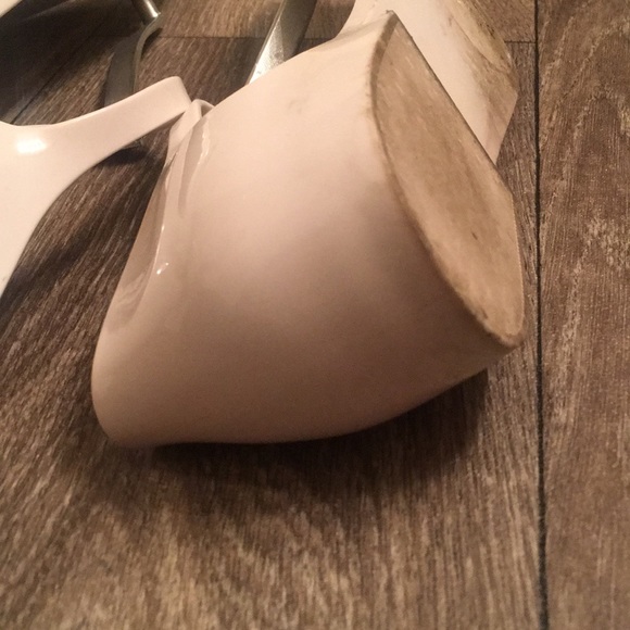 Melissa Shoes T Strap Sandals - Picture 4 of 5